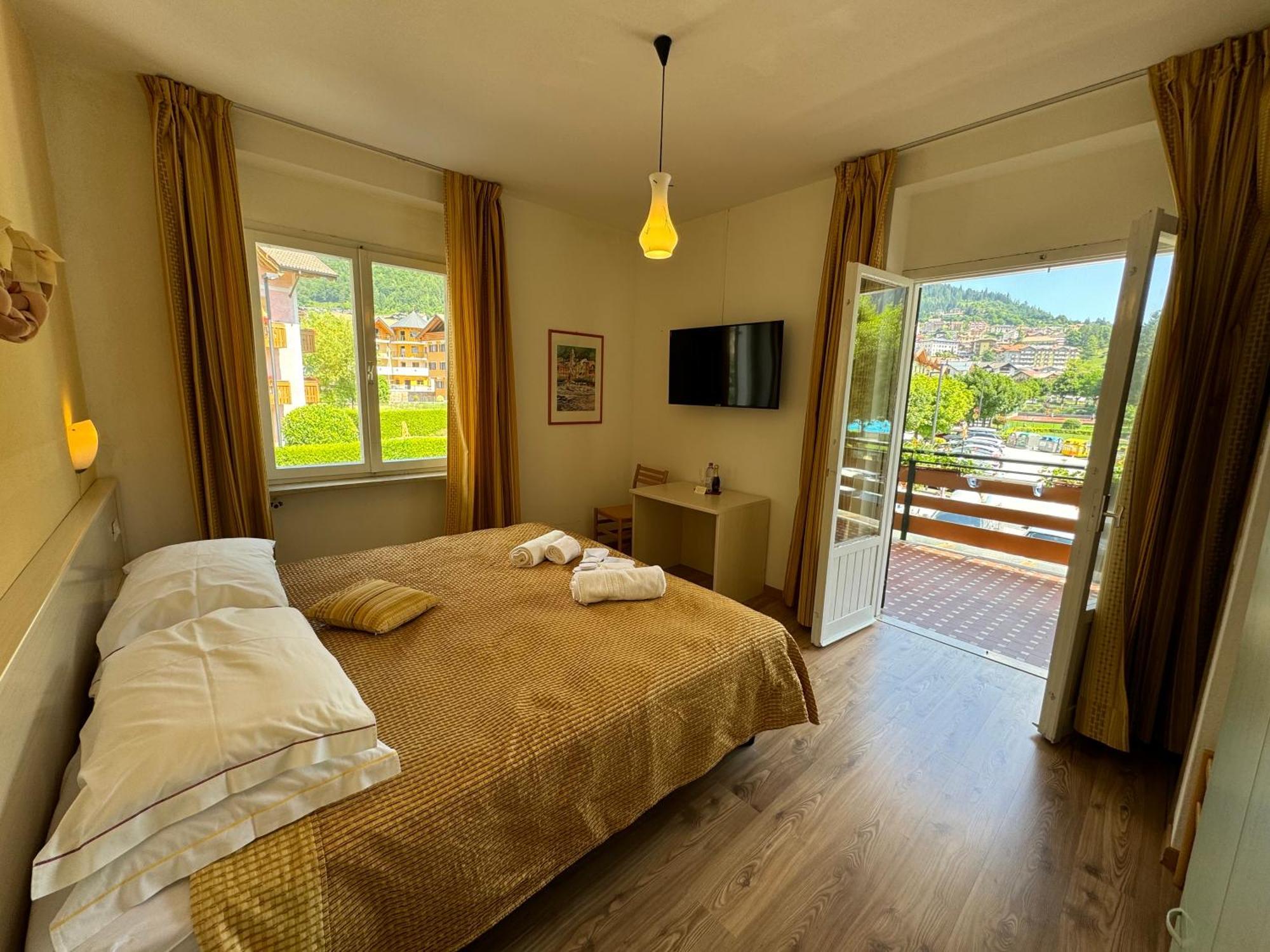 Garden Hotel Bellariva モルヴェーノ 部屋 写真